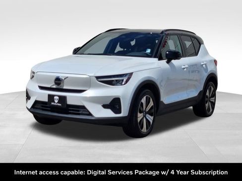 Certified 2023 Volvo XC40 Recharge Plus w/ Protection Package Premier AWD/4WD image 5