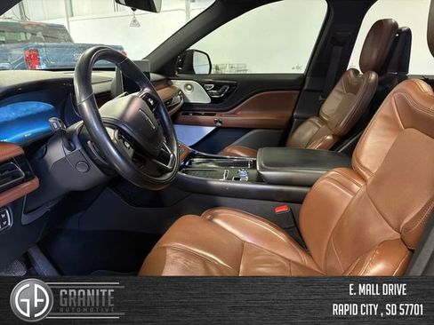 Used 2020 Lincoln Aviator Reserve w/ Equipment Group 202A AWD/4WD image 9