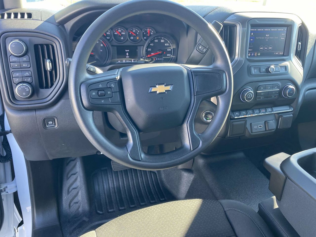 Used 2026 Chevrolet Silverado 1500 W/T w/ WT Safety Package AWD/4WD image 20