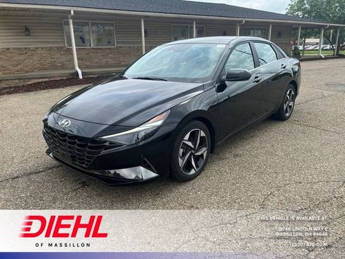 Used 2023 Hyundai Elantra Limited FWD image 1
