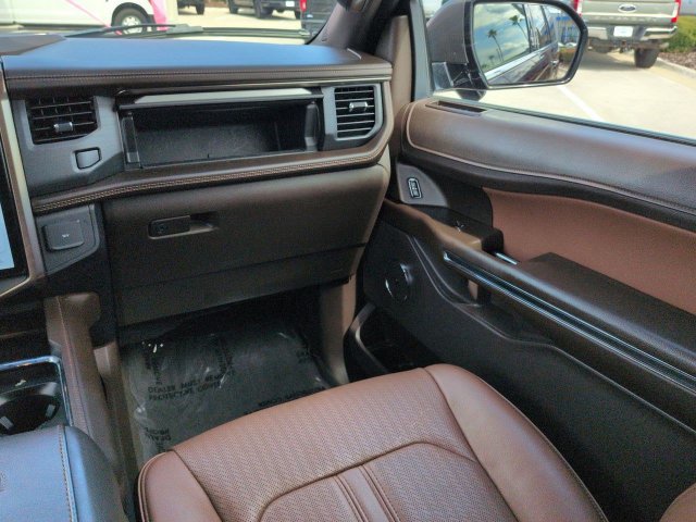 Certified 2023 Ford Expedition King Ranch AWD/4WD image 17