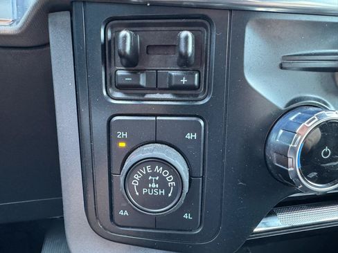 Used 2025 Ford F150 Lariat w/ Tow/Haul Package AWD/4WD image 26