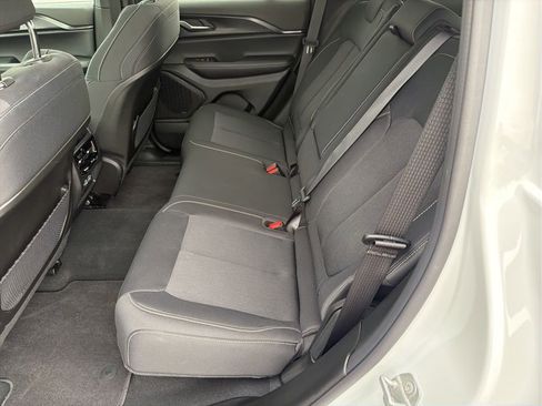 Certified 2025 Jeep Grand Cherokee Laredo X w/ Luxury Tech Group I AWD/4WD image 25