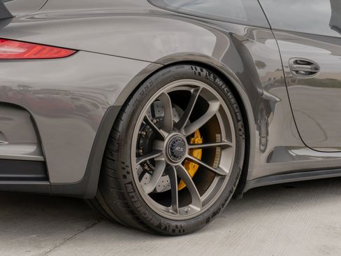 Used 2016 Porsche 911 GT3 RS RWD image 38
