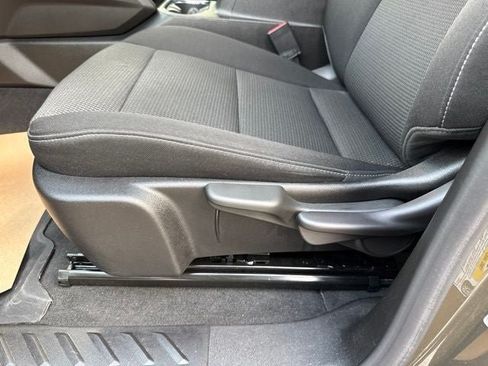 Used 2024 GMC Canyon Elevation w/ Convenience Package RWD image 11
