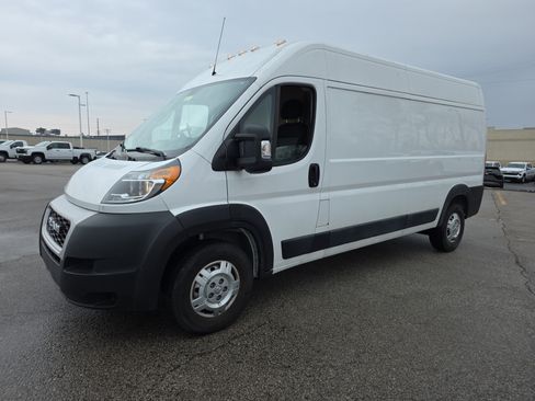 Used 2021 RAM ProMaster 2500 image 7