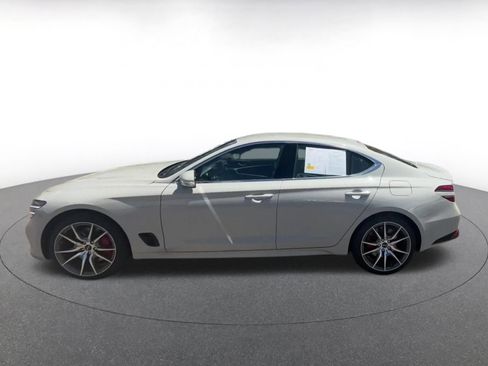 Used 2025 Genesis G70 2.5T AWD/4WD image 9