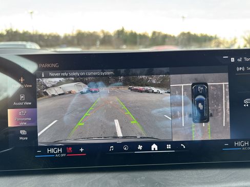 New 2026 BMW X5 xDrive40i w/ Climate Comfort Package image 14