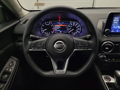 Used 2023 Nissan Sentra SV FWD image 22