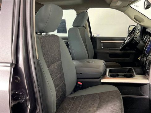 Used 2018 RAM 1500 Big Horn image 10