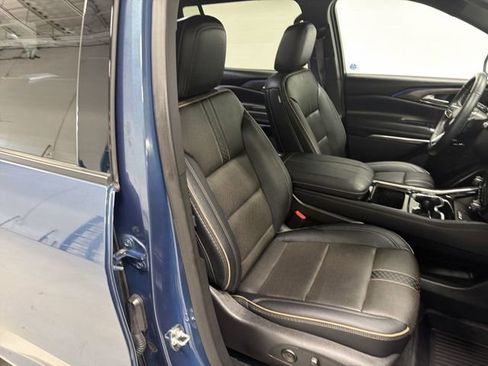 Used 2026 Chevrolet Traverse High Country w/ LPO, Floor Liner Package AWD/4WD image 20