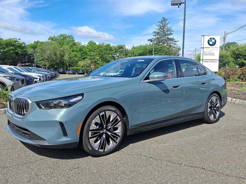 New 2025 BMW 530i xDrive AWD/4WD image 2