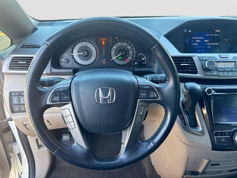 Used 2016 Honda Odyssey Touring image 41