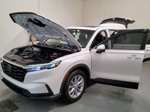 Used 2023 Honda CR-V EX-L image 11