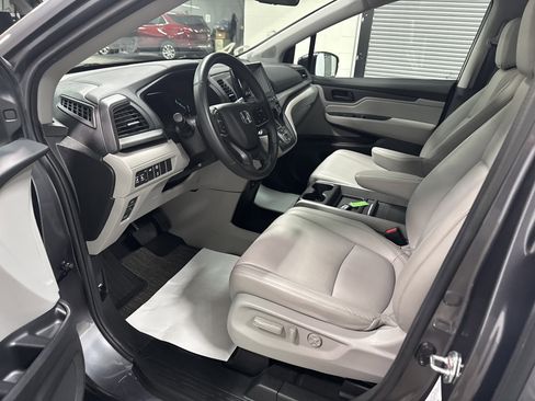 Used 2024 Honda Odyssey EX-L image 13