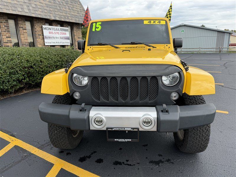 Used 2015 Jeep Wrangler Unlimited Sahara w/ Max Tow Package AWD/4WD image 2