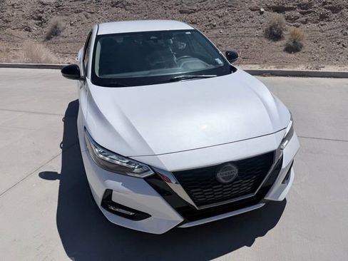 Certified 2023 Nissan Sentra SR FWD image 3