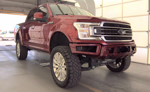 Used 2019 Ford F150 Limited w/ Trailer Tow Package AWD/4WD image 4