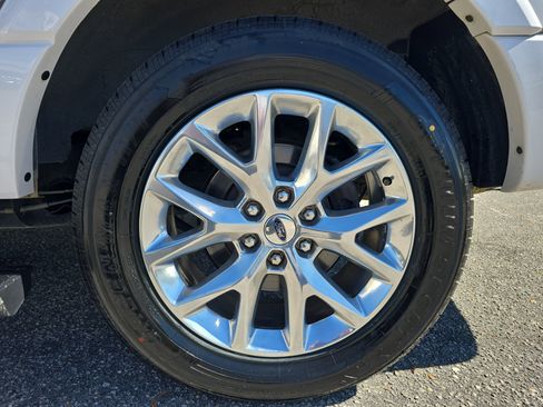 Used 2017 Ford Expedition Limited w/ Equipment Group 301A image 36