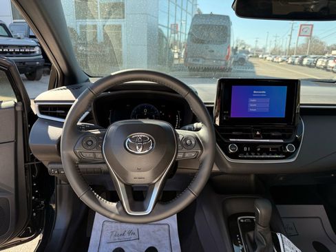 Used 2026 Toyota Corolla SE FWD image 44