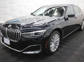 Used 2022 BMW 740i xDrive w/ Premium Package AWD/4WD video 1