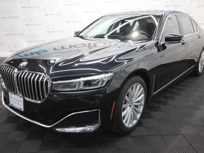 Used 2022 BMW 740i xDrive w/ Premium Package