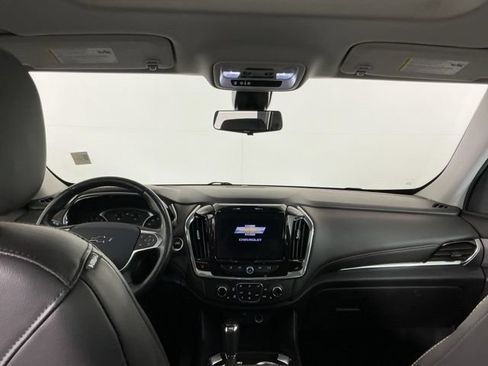 Used 2020 Chevrolet Traverse RS w/ LPO, 'HIT The Road' Package AWD/4WD image 26
