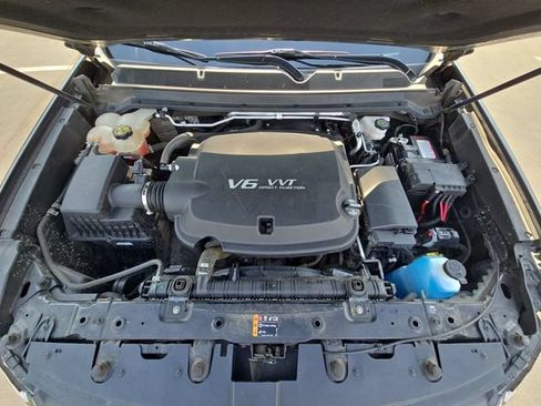 Used 2021 Chevrolet Colorado Z71 w/ Safety Package AWD/4WD image 29