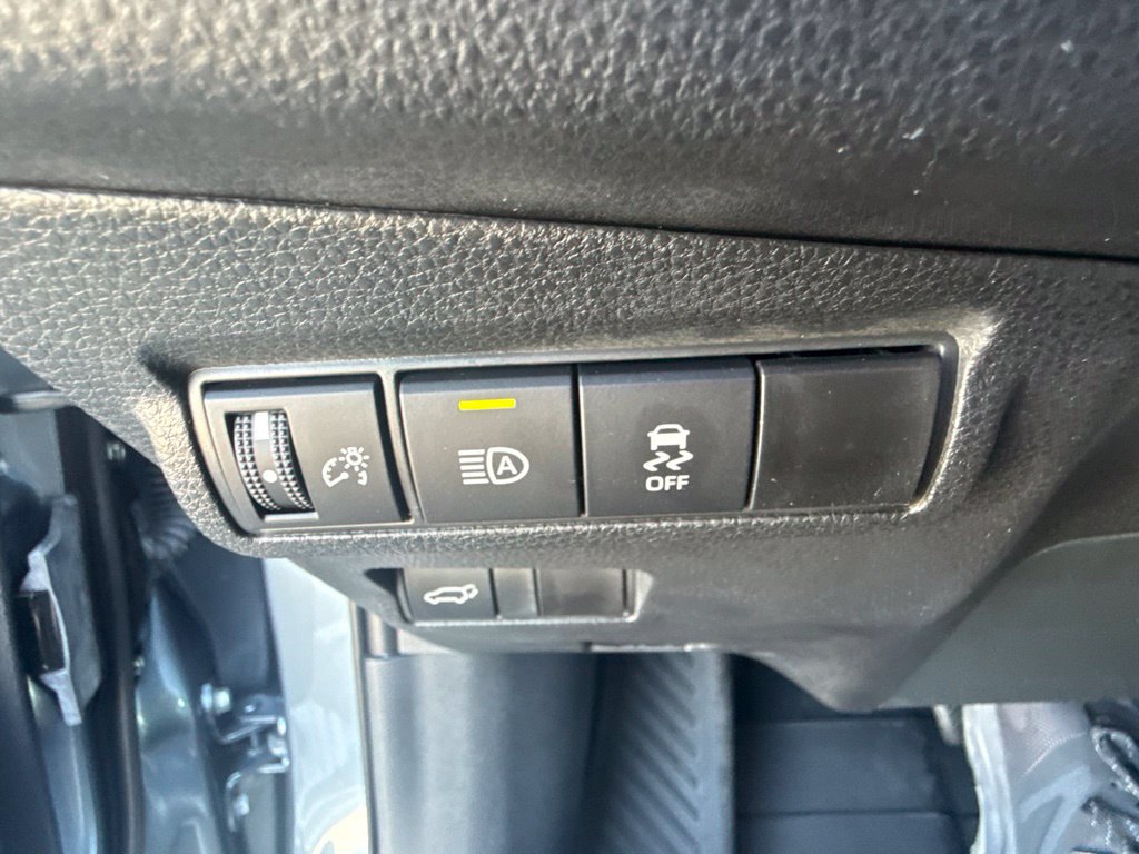 Used 2026 Toyota Corolla Cross XLE w/ Convenience Package AWD/4WD image 19