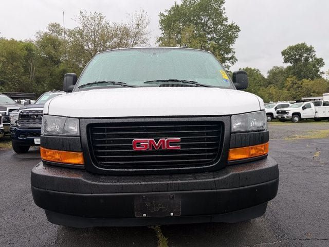 Used 2024 GMC Savana 2500 w/ Driver Convenience Package RWD image 3