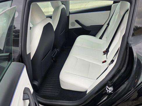 Used 2025 Tesla Model 3 Long Range RWD image 11