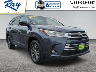 Used 2018 Toyota Highlander XLE AWD/4WD video 1