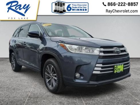 Used 2018 Toyota Highlander XLE AWD/4WD image 1