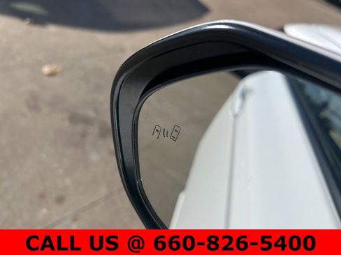 New 2026 Toyota Camry SE image 12