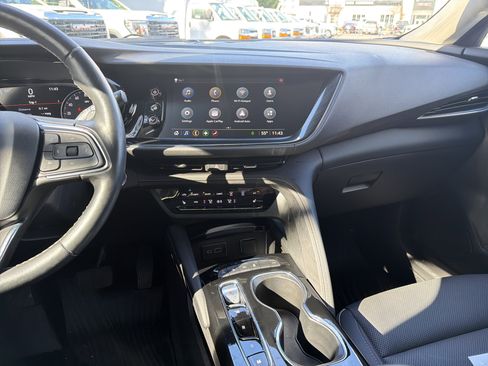 Used 2023 Buick Envision Essence image 28