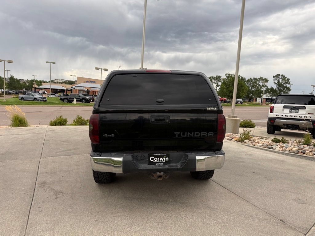 Used 2016 Toyota Tundra SR5 w/ SR5 Upgrade Package AWD/4WD image 8
