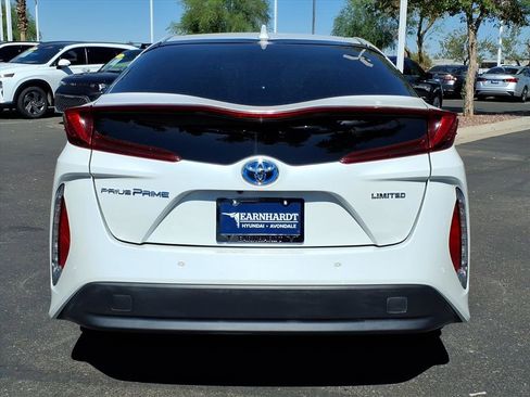 Used 2021 Toyota Prius Prime Limited image 4