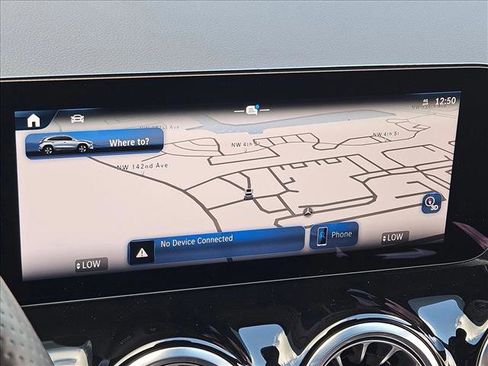 Used 2025 Mercedes-Benz GLA 250 image 13