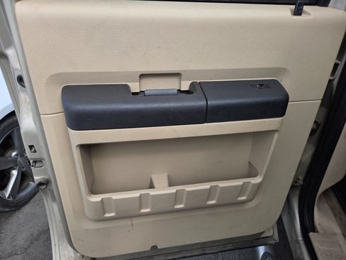 Used 2008 Ford F350 2WD Crew Cab Super Duty image 9