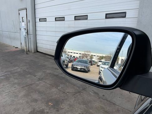 Used 2021 Toyota 4Runner SR5 image 20