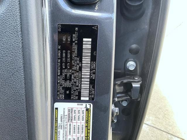 Used 2025 Lexus RX 350 Premium w/ Convenience Package AWD/4WD image 25