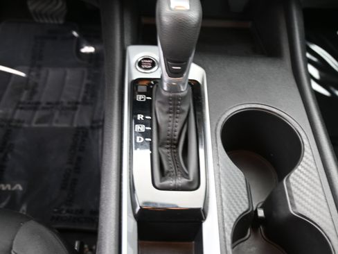 Used 2025 Nissan Altima 2.5 SV FWD image 23