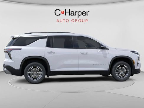 New 2027 Chevrolet Traverse LT AWD/4WD image 5