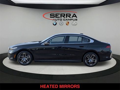 Used 2025 BMW i5 xDrive40 w/ Premium Package image 6