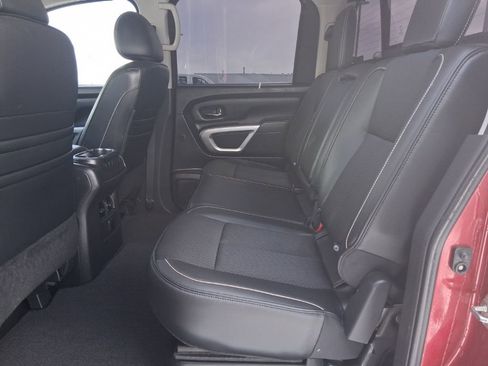Used 2018 Nissan Titan PRO-4X w/ Pro-4x Utility Package image 16