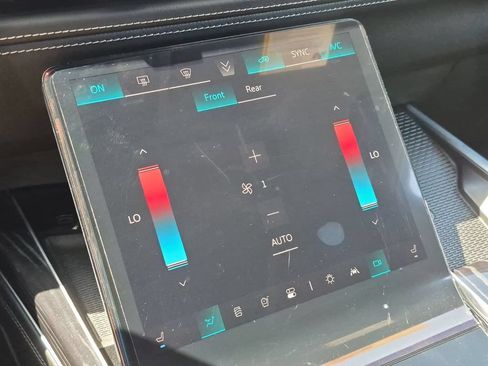 Certified 2025 Cadillac Escalade Sport AWD/4WD image 9