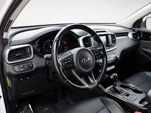 Used 2018 Kia Sorento EX w/ EX Advanced Touring Package FWD image 28