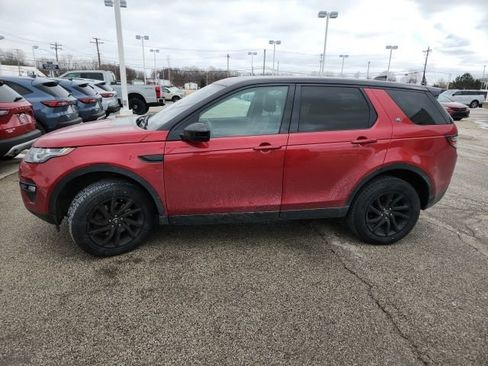 Used 2018 Land Rover Discovery Sport HSE image 2