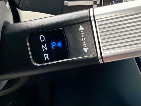 New 2026 Hyundai Santa Fe SE FWD image 16