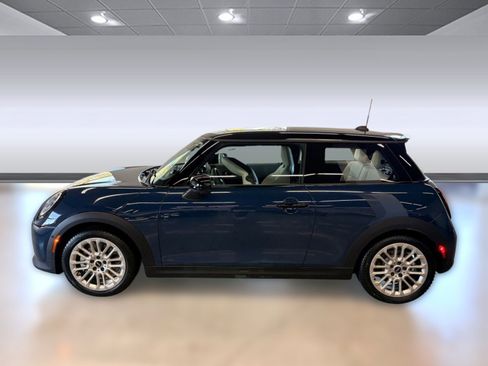 New 2026 MINI Cooper S image 2
